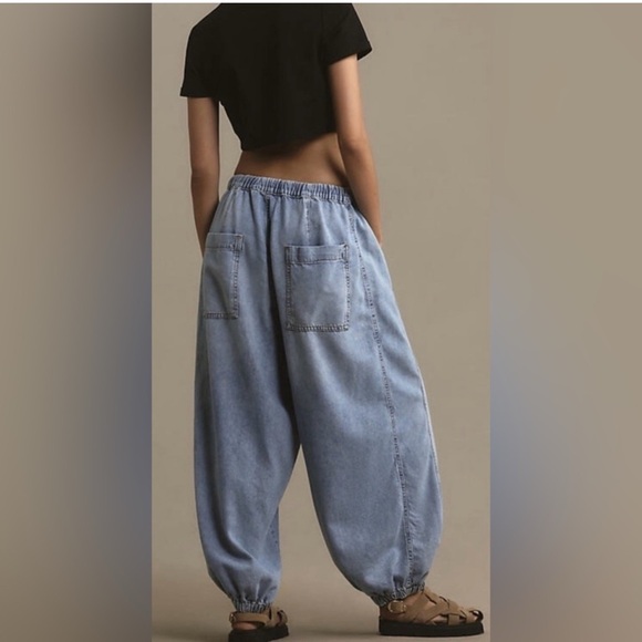 Pilcro Pants - Pilcro Beachy Cargo High-Rise Parachute Jeans